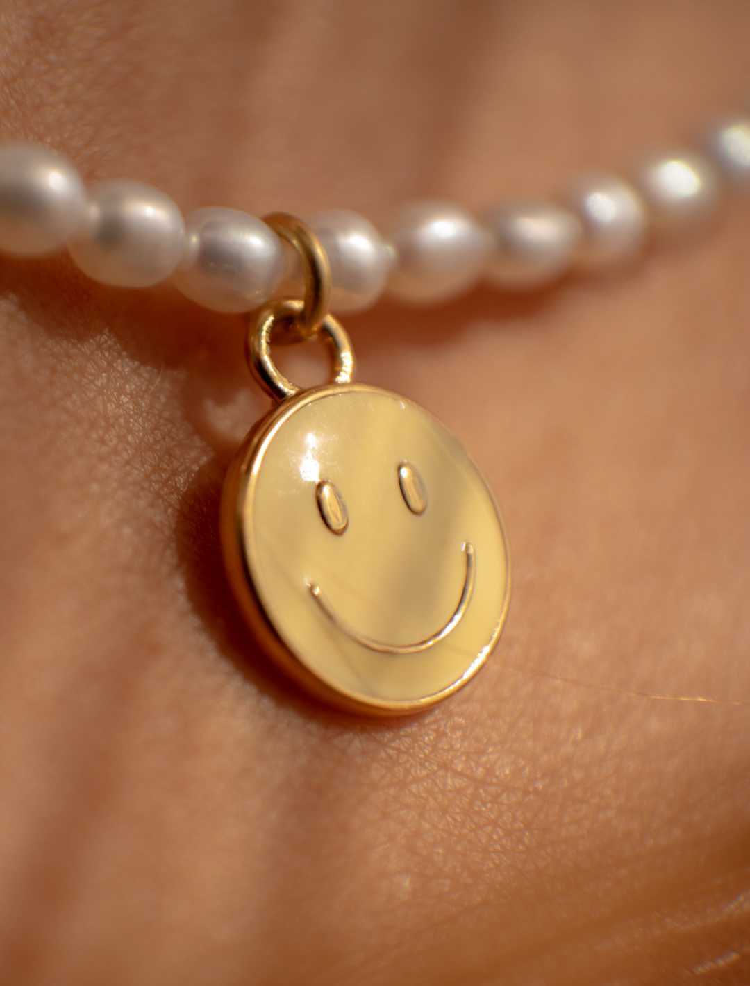 Smiley Pearl Necklace – The Bohemian Athenian